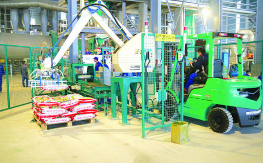 Thiết kế, lắp đặt hệ thống thu hồi nước ngưng phục vụ sản xuất tại bộ phận hóa lỏng lưu huỳnh Xí nghiệp Axít nhằm tiết kiệm chi phí sản xuất