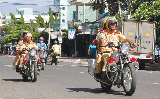 Làm rõ trách nhiệm của Bộ Công an trong bảo đảm an toàn giao thông đường bộ