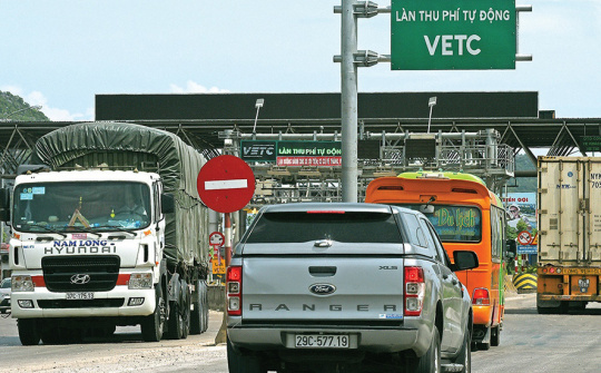 Bộ Giao thông vận tải phải hoàn thành thủ tục trước ngày 30/6 để lắp đặt hệ thống thu phí tự động không dừng giai đoạn 2