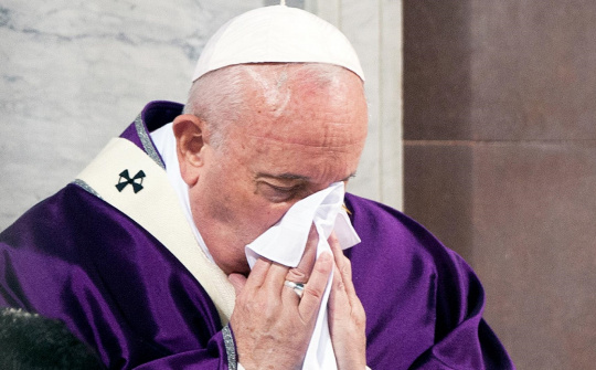 [Tin ảnh] Giáo hoàng chỉ bị cảm lạnh đơn thuần