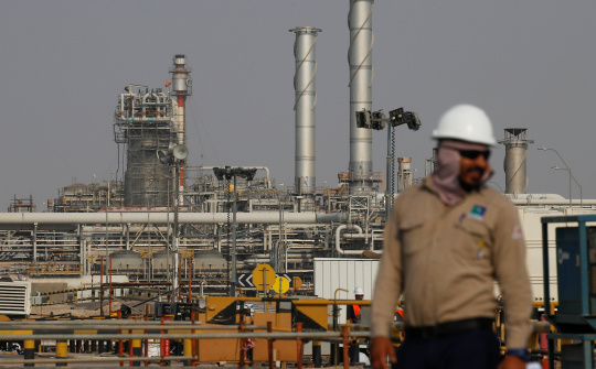 Thu nhập từ dầu thô của các nước đang phát triển có thể giảm 85% trong năm 2020