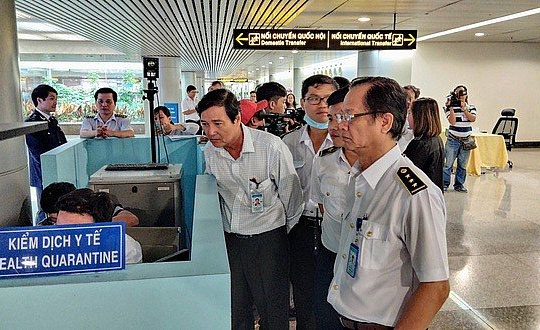 Quyết ngăn chặn đỉnh dịch Covid-19 ở mức tối đa, Thủ tướng yêu cầu các bộ chức năng "không trình qua, trình lại"