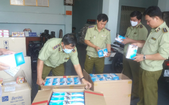 Xử lý 26 vụ vi phạm về khẩu trang trong ngày 26/3