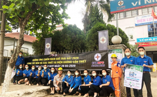 EVNNPC hưởng ứng chiến dịch Giờ Trái đất năm 2020