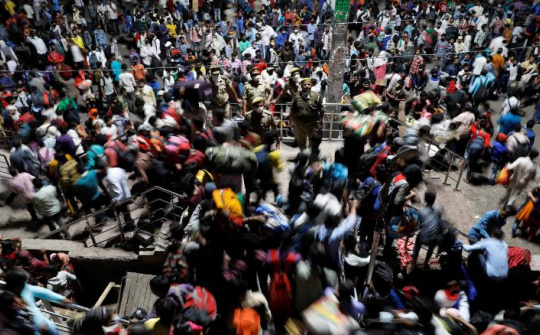 Ấn độ: Cuộc di cư hỗn loạn để chạy trốn covid-19