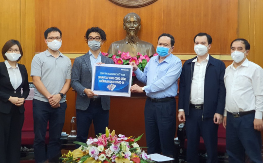 Chung tay chống dịch COVID-19, Panasonic Việt Nam tặng hơn 2 tỷ đồng sản phẩm cho các bệnh viện