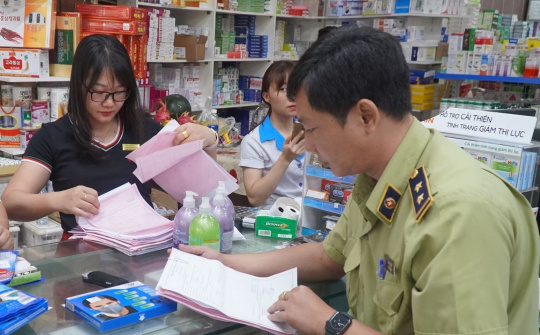 Xử lý 14 vụ vi phạm về khẩu trang trong ngày 31/3