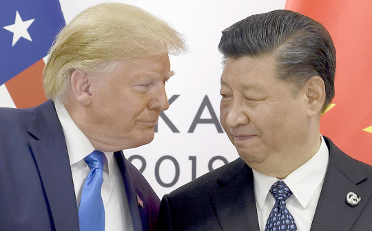 [Quốc tế nổi bật] "Ăn miếng trả miếng"