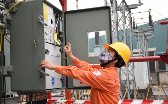 EVNHANOI quyết tâm giữ vững dòng điện kể cả khi dịch Covid-19 diễn biến phức tạp nhất