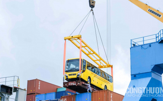 Sớm ban hành cơ chế, chính sách tốt nhất tháo gỡ khó khăn trước tác động của COVID-19