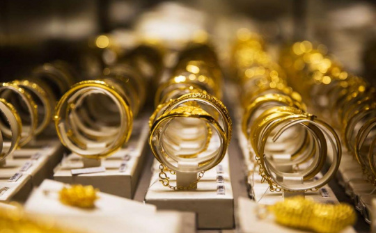 Giá vàng tăng trưởng mạnh trong phiên cuối tuần, chờ tuần mới bùng nổ