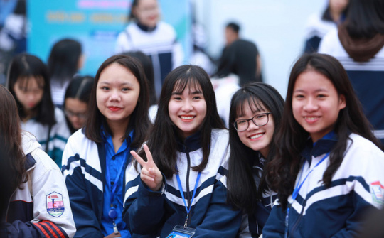 UNETI hỗ trợ hàng tỷ đồng tiền học phí cho sinh viên giữa mùa dịch Covid-9