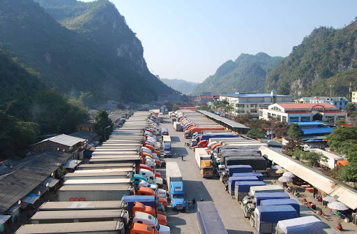 Trung Quốc tăng kiểm soát, chỉ 771 xe hàng xuất khẩu trong ngày 14/4