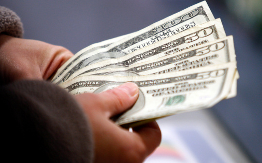 Các nước đang làm như nào để hỗ trợ người lao động đương đầu với đại dịch Covid-19?