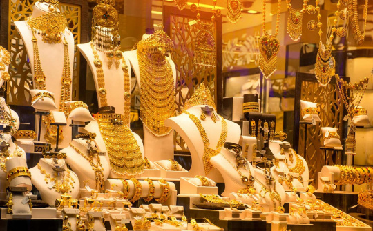 Giá vàng tuần qua: Quay đầu giảm sau khi ''tăng bật'' lên mức đỉnh trong 7 năm