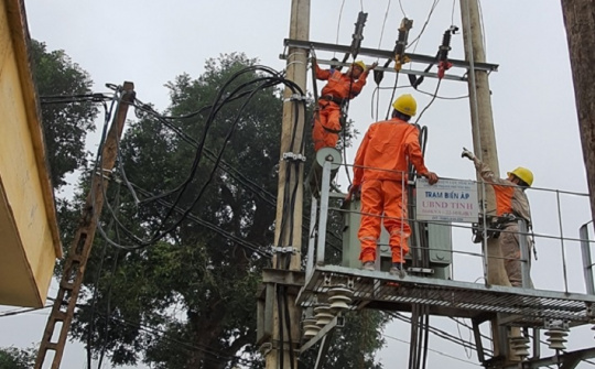 EVNNPC: Linh hoạt nhiều giải pháp, đảm bảo cung ứng điện trong mọi tình huống