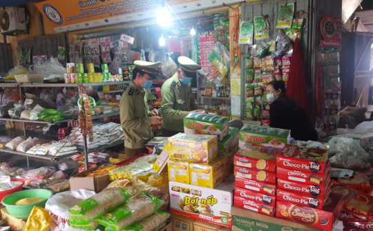 Ngày đầu nới lỏng giãn cách xã hội: Thị trường ổn định, giá cả bình ổn