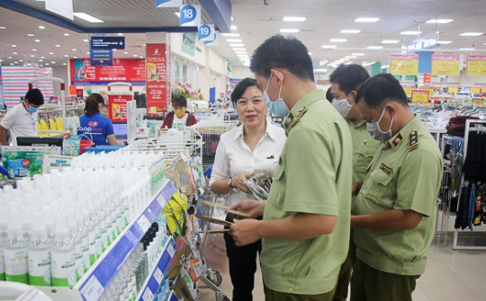 Xử phạt hơn 50 triệu đồng với 5 cơ sở kinh doanh thiết bị y tế vi phạm