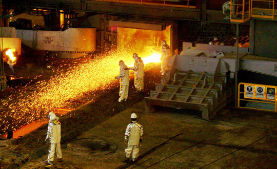 Giá quặng sắt tăng cao nhờ lợi nhuận sản xuất thép phục hồi trở lại