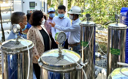 PV GAS tặng 2 hệ thống lọc nước ngọt cho tỉnh Bến Tre