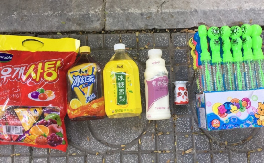 Thu giữ 6 tấn bánh kẹo, đồ chơi nhập lậu tại “thủ phủ” La Phù