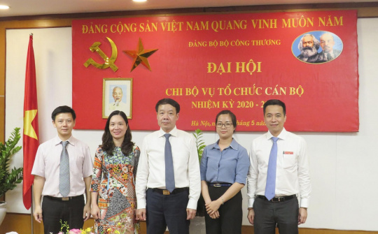 Chi bộ Vụ Tổ chức cán bộ: Đoàn kết, dân chủ, tập trung thực hiện thắng lợi nhiệm kỳ mới