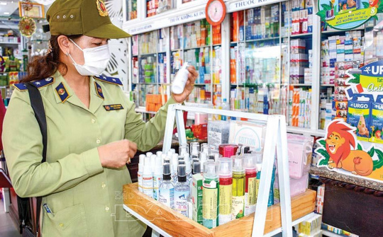 Hơn 100 ngày chống dịch, QLTT kiểm tra 9.019 cơ sở kinh doanh thiết bị y tế