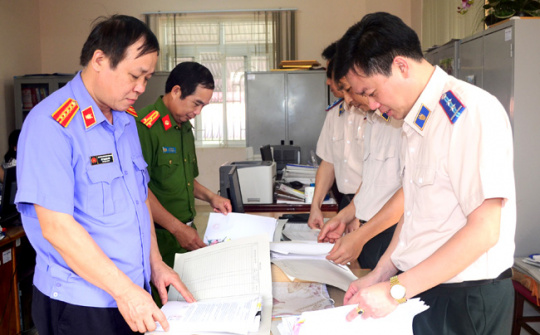 Một số kiến nghị nhằm hoàn thiện các quy định của Luật Thi hành án dân sự Việt Nam