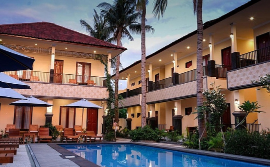 Nghiên cứu các nhân tố ảnh hưởng đến sự biến động dòng nhân lực trong các khách sạn cao cấp ở Thành phố Nha Trang