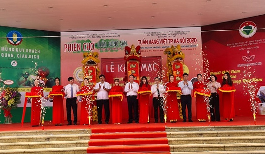 Khai mạc Tuần hàng Việt thành phố Hà Nội và Phiên chợ tuần nông sản an toàn thực phẩm năm 2020