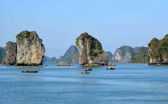 Một nghìn lẻ một lý do bạn nên đến Hạ Long