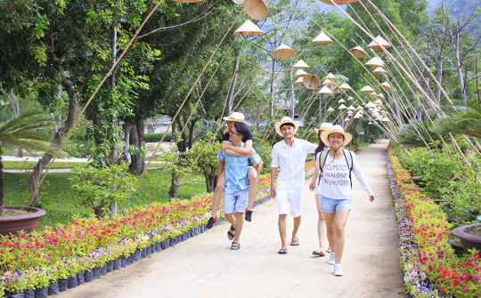 4 điểm đến không thể bỏ lỡ ở Đảo Hoa Lan - Nha Trang