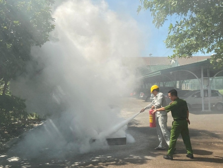 Công ty Thủy điện Buôn Kuốp: Tập huấn, thực hành phương án PCCC & CNCH