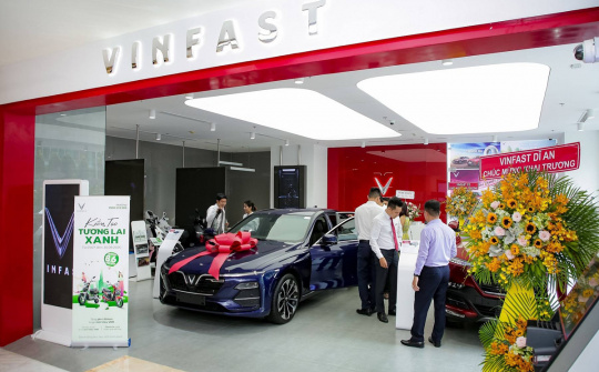 VinFast khai trương 27 showroom mới, 21 showroom 3S đặc biệt