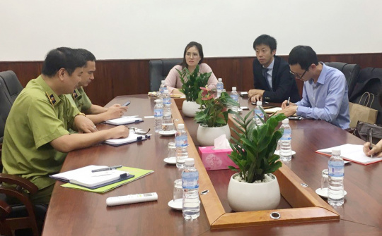 Uniqlo muốn hợp tác với QLTT, chặn hàng giả, hàng nhái tại Việt Nam