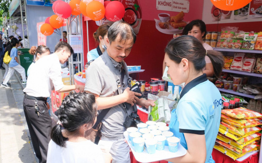 Người dân Thủ đô xem gì ở “Hoạt động trải nghiệm, kích cầu tiêu dùng hàng Việt Nam”?