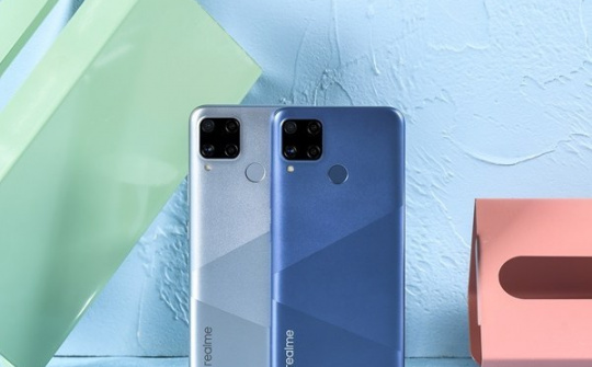 Realme C15 chính thức ra mắt - Pin khủng 6,000mAh, giá siêu "mềm"