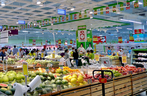 Doanh thu bán lẻ hàng hóa và dịch vụ tháng 7 duy trì tăng trưởng