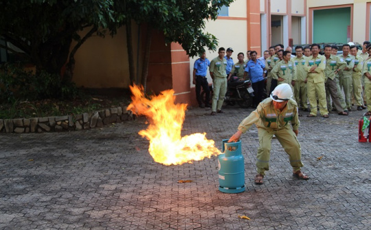 Truyền tải điện Quảng Trị dưỡng nghiệp vụ Phòng cháy chữa cháy và cứu hộ cứu nạn năm 2020
