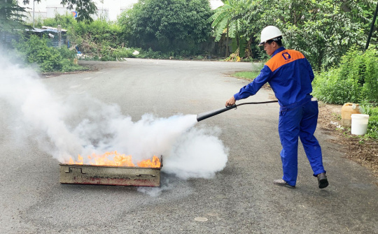 Tổng kho Xăng dầu Nhà Bè nâng cao nghiệp vụ phòng cháy chữa cháy