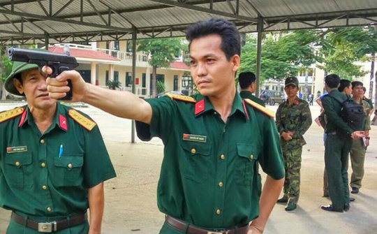 Các chức danh phải thực hiện bồi dưỡng kiến thức quốc phòng, an ninh