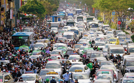 Hà Nội, TP. Hồ Chí Minh tìm giải pháp đột phá chống ùn tắc