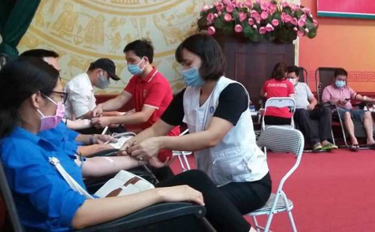 Supe Lâm Thao: Gần 400 lao động tham gia hiến máu cứu người