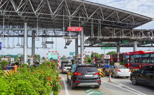 Chính thức giảm 10-30% phí sử dụng đường bộ với ô tô kinh doanh vận tải