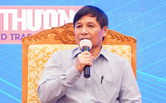 Ông Trương Văn Cẩm, Phó Chủ tịch Hiệp hội Dệt may chia sẻ kinh nghiệm chinh phục thị trường trong nước