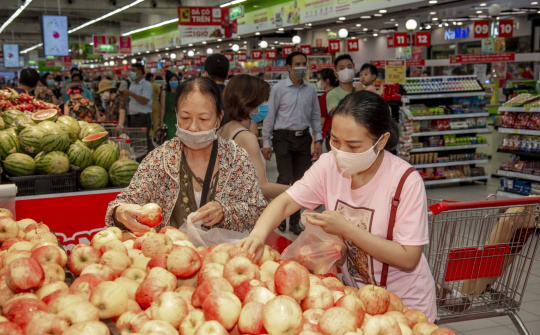 BigC và chiến lược “kép”, kích cầu tiêu dùng hàng Việt