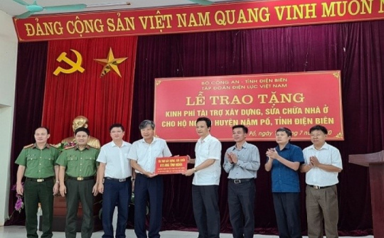 Khởi sắc cuộc sống mới của bà con vùng biên giới Nậm Pồ