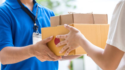 Ảnh hưởng của chất lượng dịch vụ giao hàng đến sự hài lòng và lòng trung thành của khách hàng trong thương mại điện tử bán lẻ