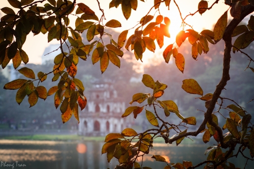 Thời tiết 31-8: Bắc bộ nắng nóng oi bức, chiều tối đề phòng chuyển mưa dông