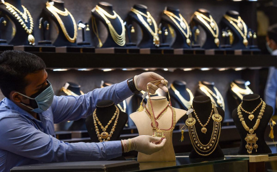 Giá vàng ngày 5/8: Ngưỡng 2.000 USD/Ounce đã chính thức bị phá vỡ